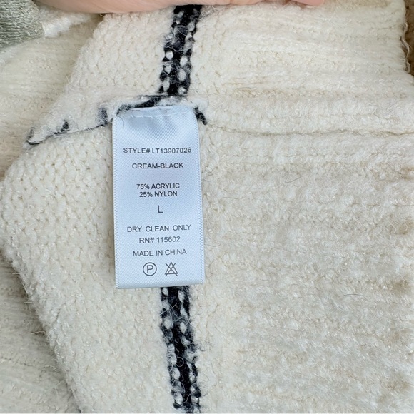 Lush Nordstrom Women’s Ivory Stripe Oversized Sweater Chic Cozy Pullover Large L - Picture 6 of 9